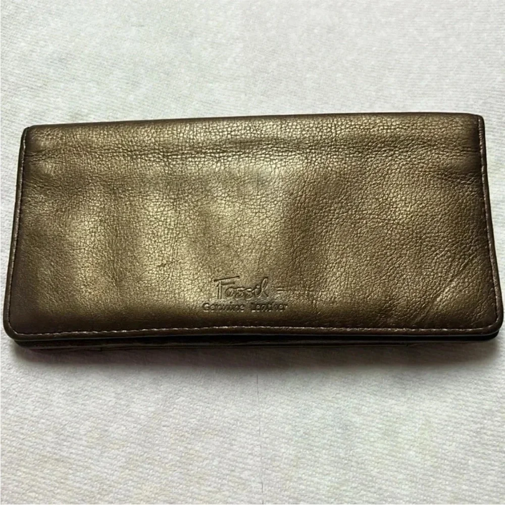 Fossil metallic bronze pleated leather zip wallet